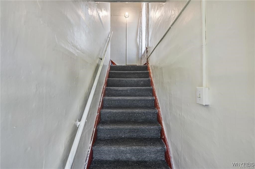 86 Shepard Street Buffalo, NY 14212 - Photo 24 of 46