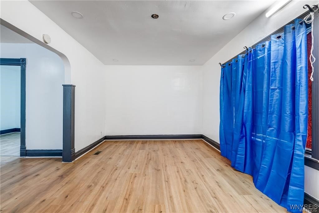 86 Shepard Street Buffalo, NY 14212 - Photo 7 of 46