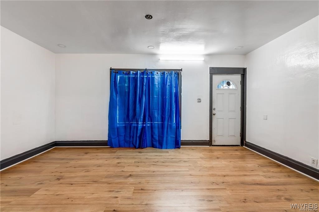 86 Shepard Street Buffalo, NY 14212 - Photo 8 of 46