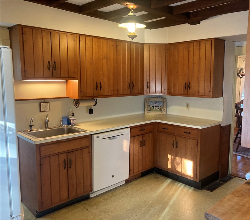 14 Sawmill Road Glocester, RI 02814 - Photo 11 of 21 Kitchen