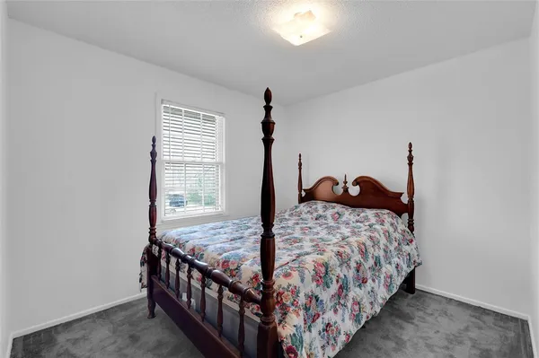 $179,900 | 242 Cloverhill Drive, Anderson, SC 29624