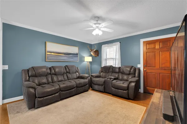 $179,900 | 242 Cloverhill Drive, Anderson, SC 29624