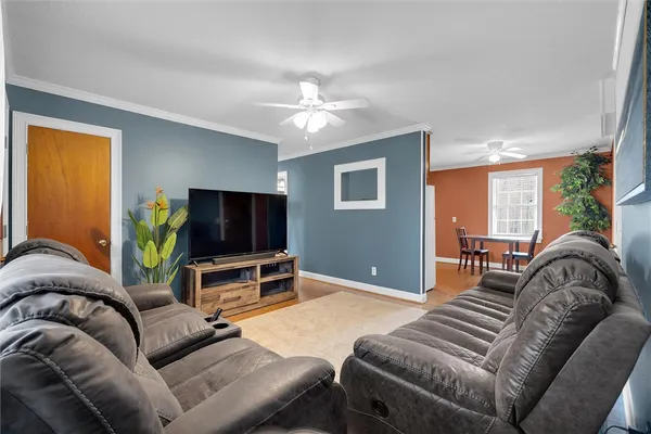 $179,900 | 242 Cloverhill Drive, Anderson, SC 29624