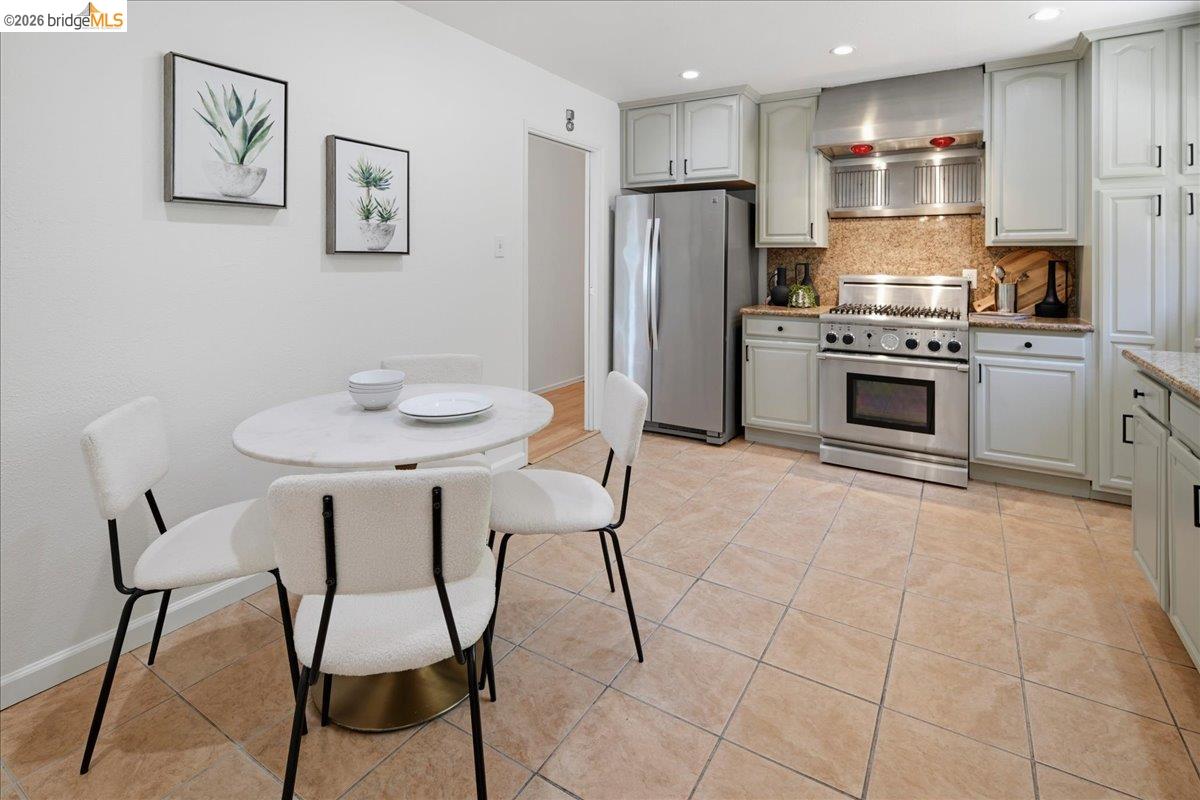 132 Rishell Drive Oakland, CA 94619 - Photo 14 of 42