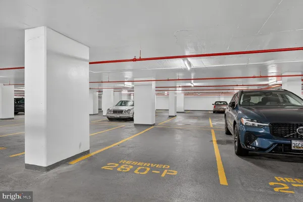 $279,999 | 4515 Willard Avenue, Unit 1414S, Chevy Chase, MD 20815