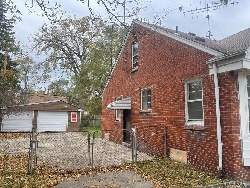 19351 Ryan Road Detroit, MI 48234 - Photo 3 of 18