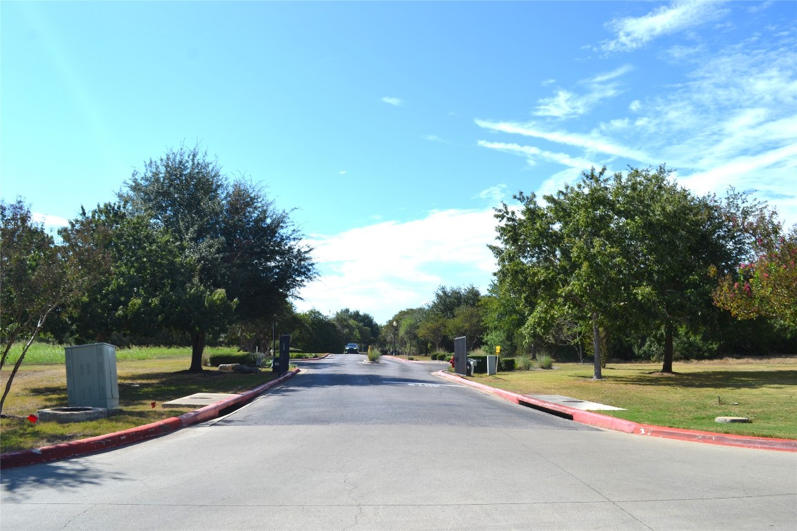 9201 Brodie Lane, Unit 101 Austin, TX 78748 - Photo 24 of 24 a view of a playground with basketball court