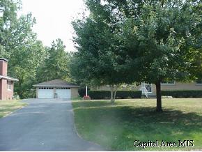 161 Circle Drive Springfield, IL 62703 - Photo 2 of 2 Gallery Image 2