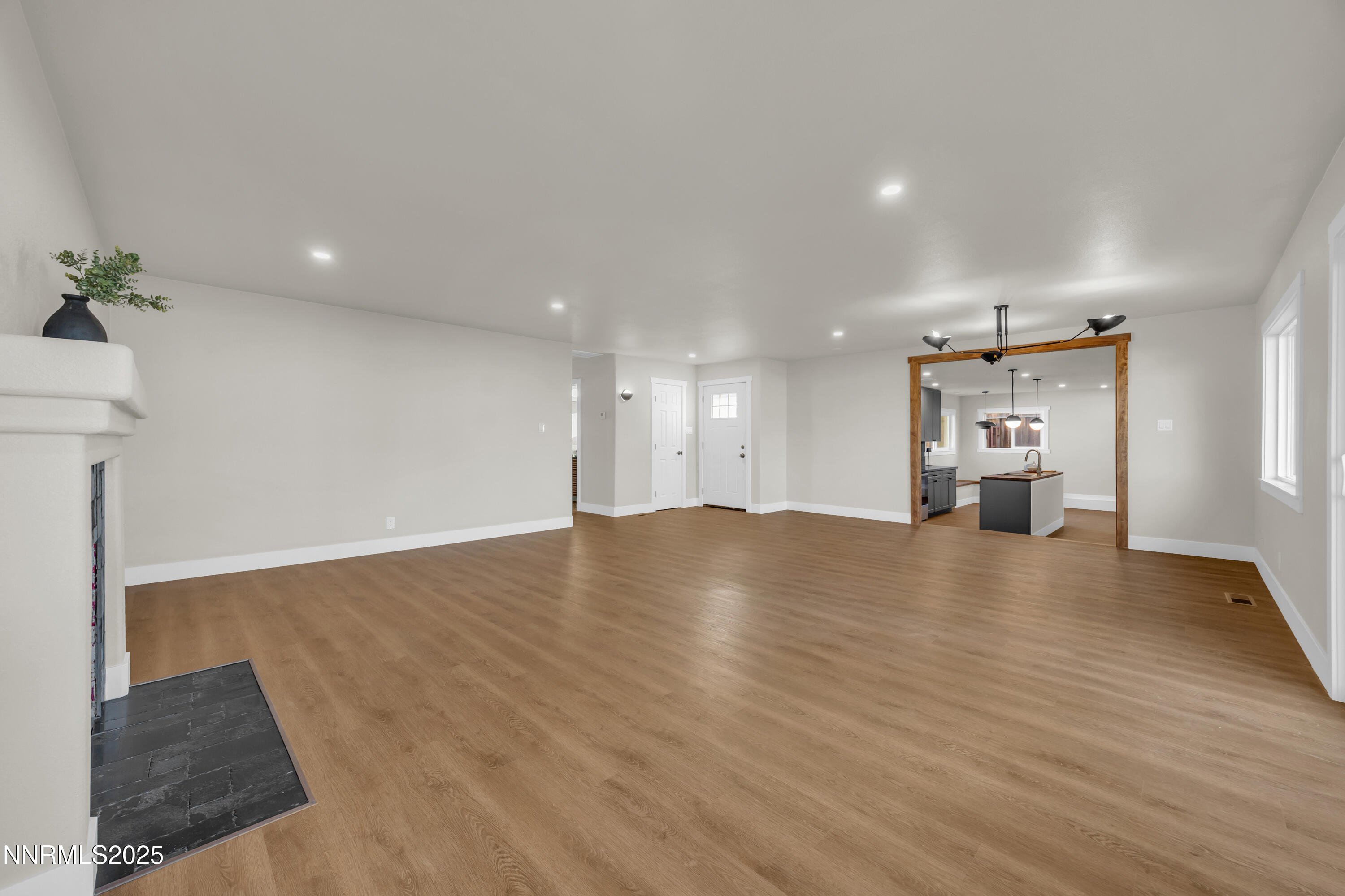 1935 Marlette Avenue Reno, NV 89503 - Photo 8 of 34 8_img_1374