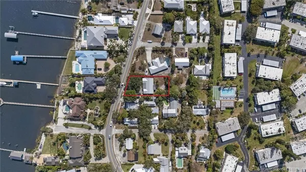 $430,000 | 764 Southeast St Lucie Boulevard, Stuart, FL 34996