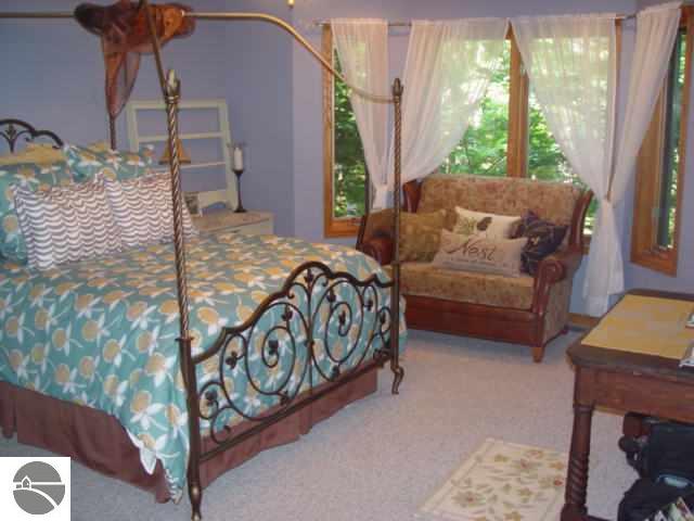 1067 West Long Lake Road Traverse City, MI 49685 - Photo 9 of 25 1730066-8.JPG