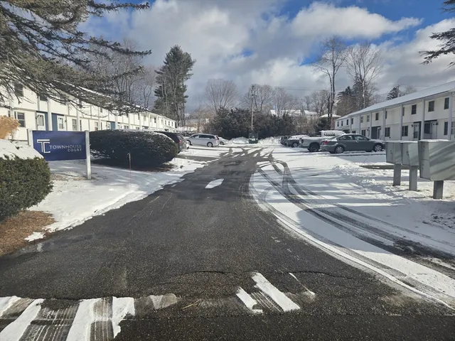 $1,900 | 0 Town House Court, Unit 19, Spencer, MA 01562