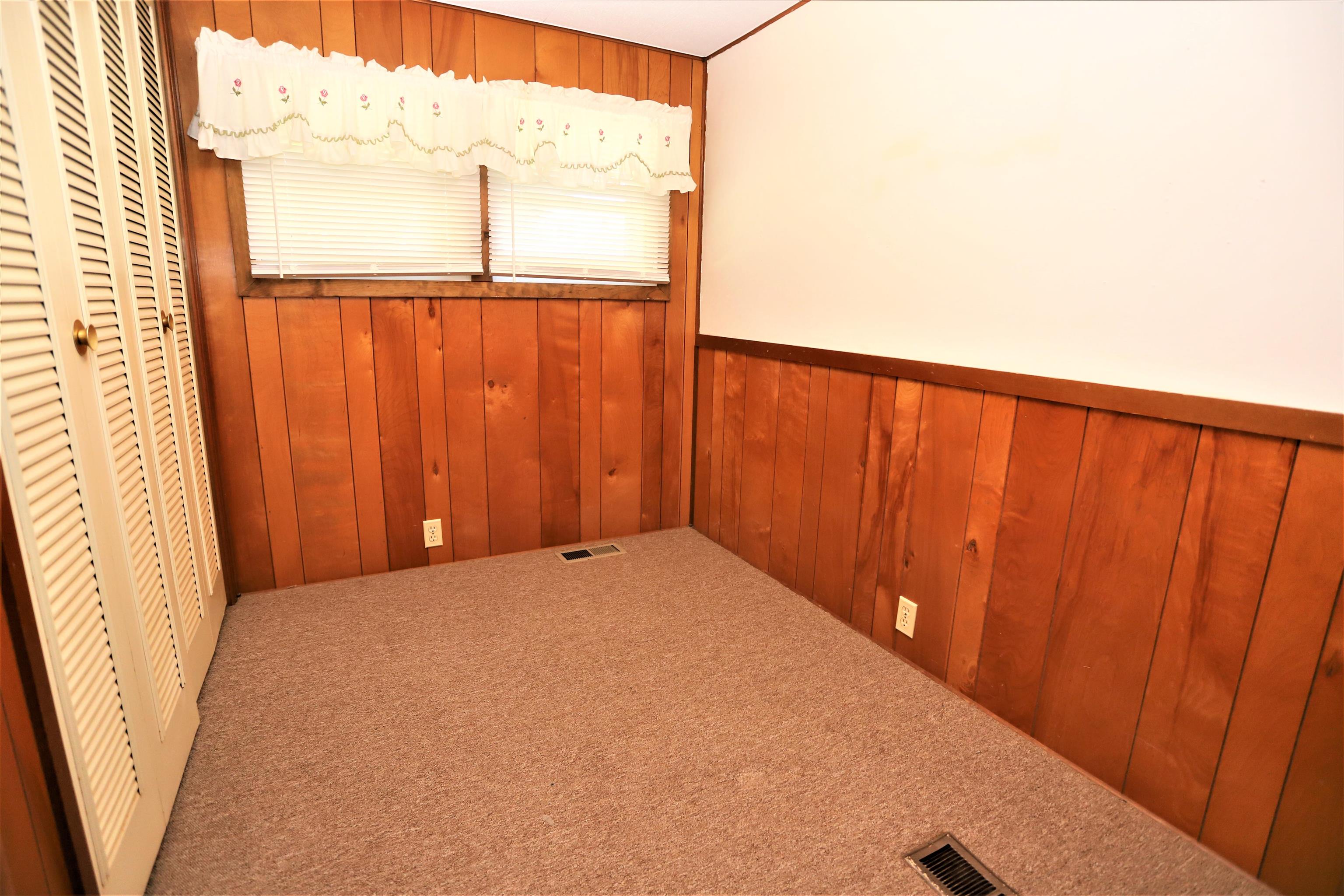 571 4-h Road Derby, VT 05829 - Photo 8 of 29 Gallery Image 8