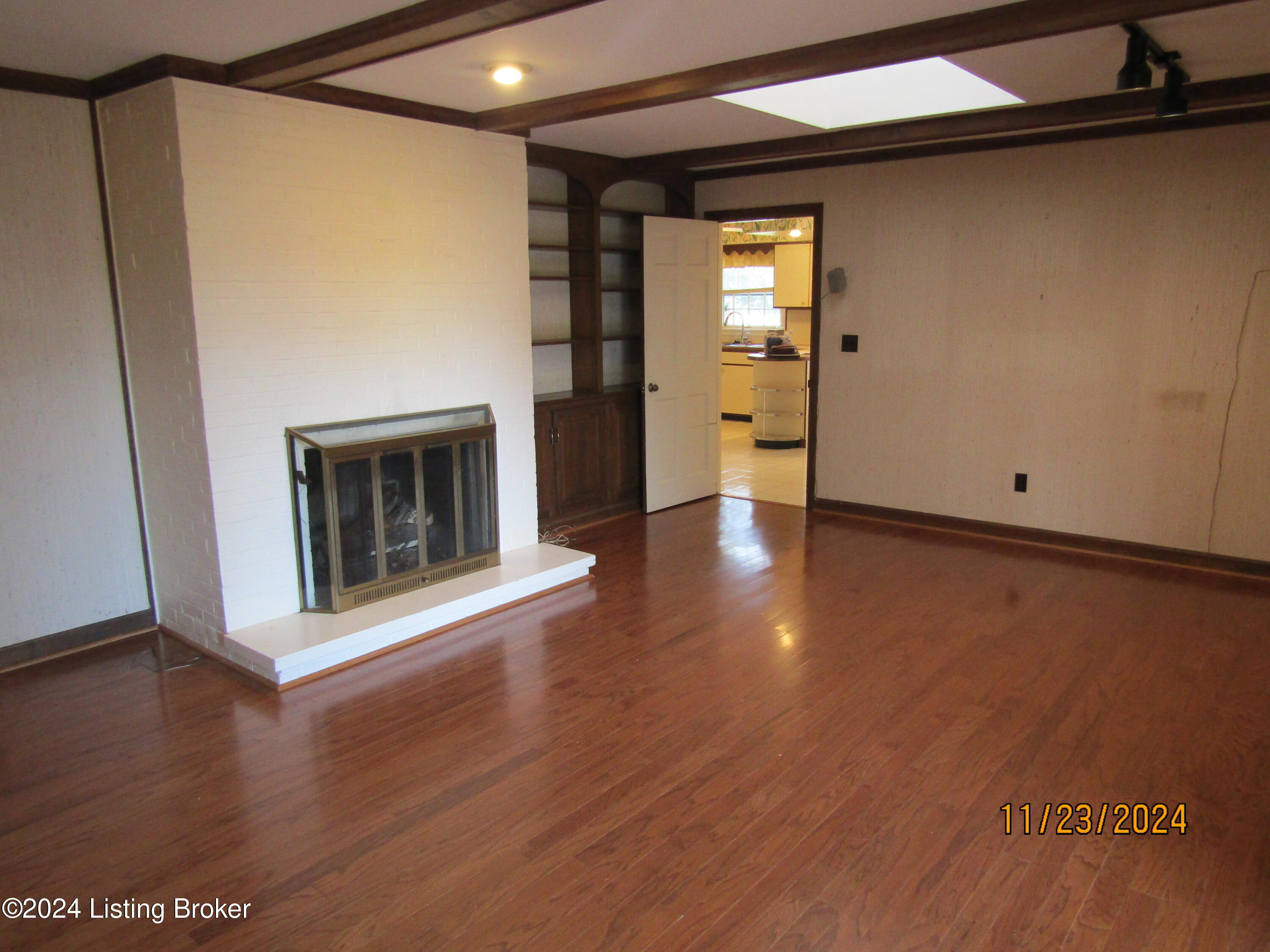 306 South Chadwick Road Louisville, KY 40222 - Photo 14 of 39 IMG_1189