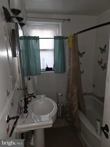 $200,000 | 8326 Temple Road, Philadelphia, PA 19150