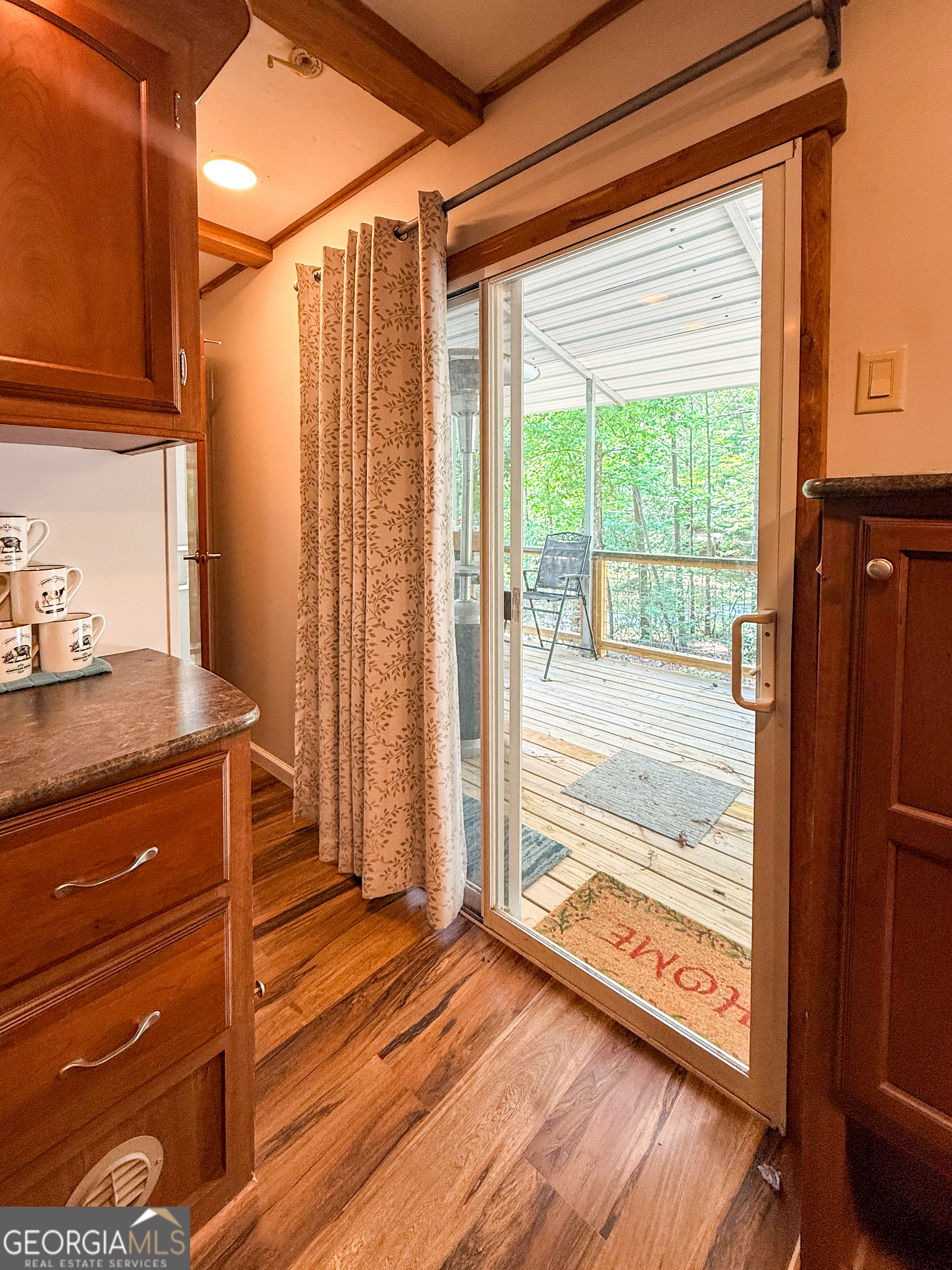 22 Nob Hill Ridge Cleveland, GA 30528 - Photo 4 of 27