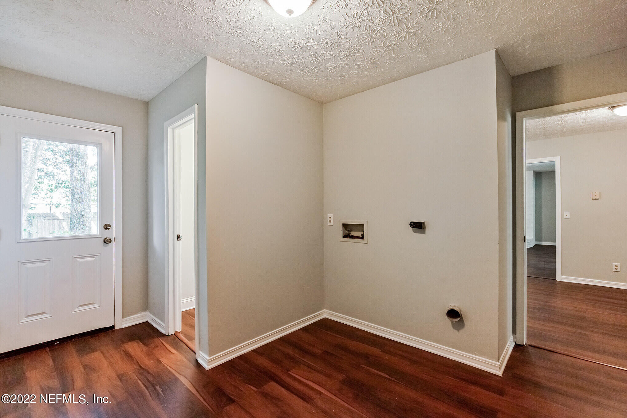 3376 Nokomis Road Orange Park, FL 32073 - Photo 25 of 31 Laundry Room-11585388