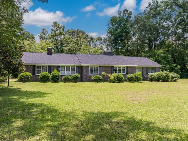 $299,900 | 114 York Street, Clinton, SC 29325