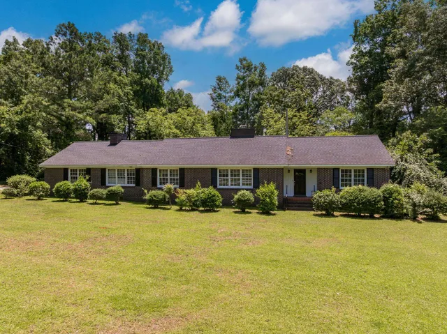 $299,900 | 114 York Street, Clinton, SC 29325
