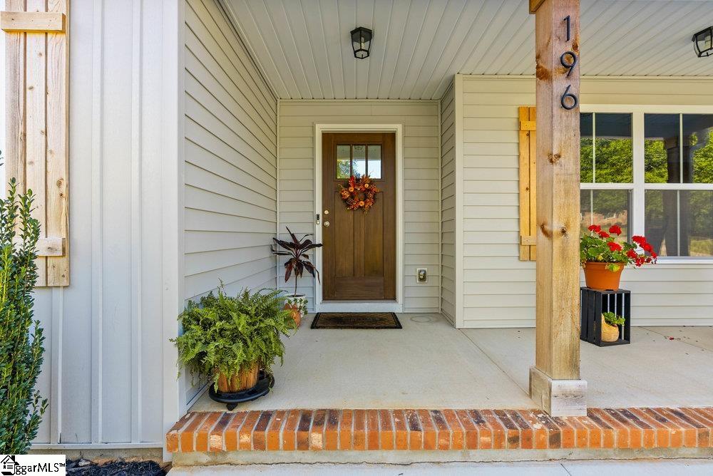 196 Zoar Heights Road Greer, SC 29651 - Photo 5 of 36 Gallery Image 5