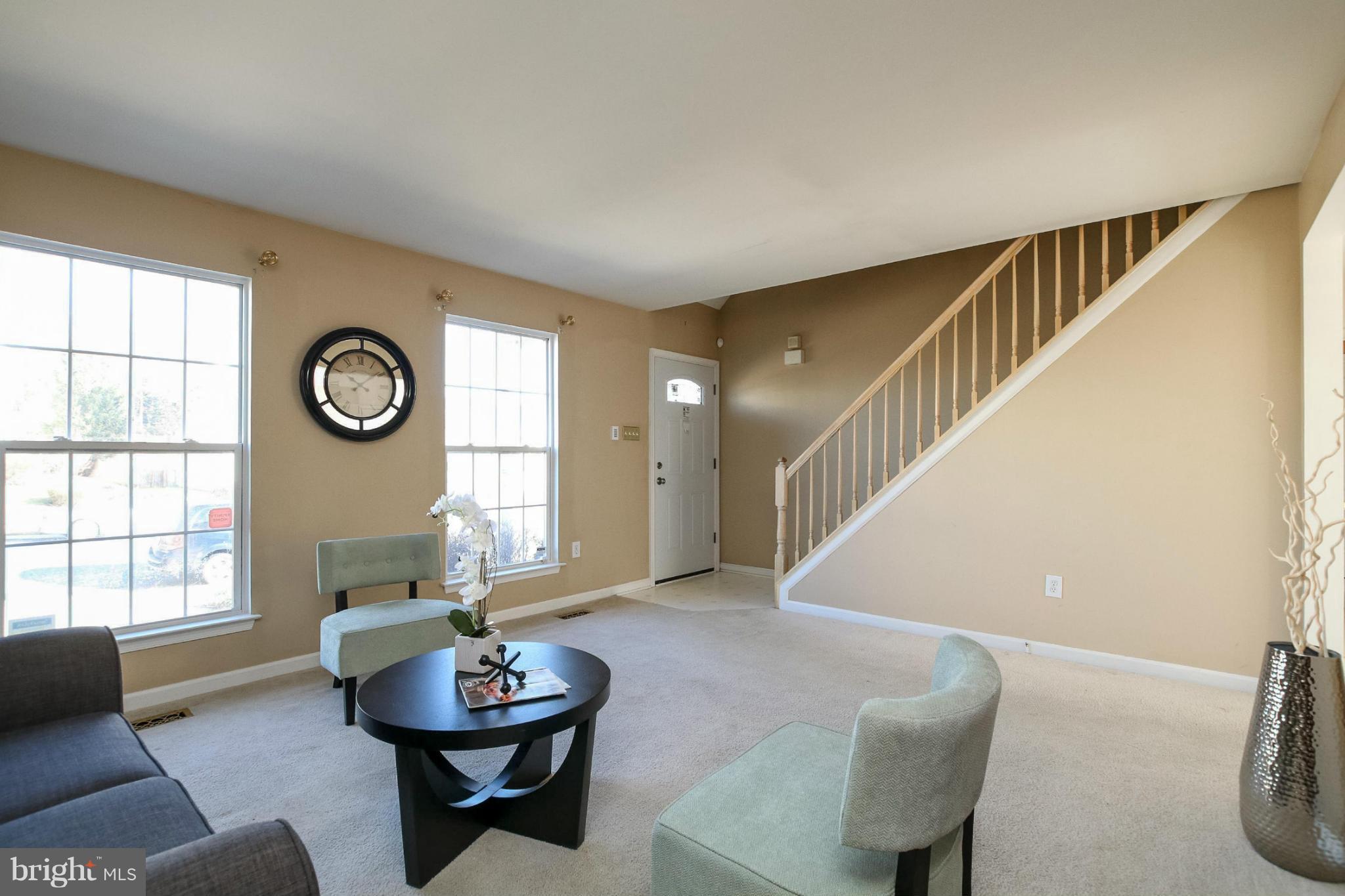 339 Enfield Road Joppa, MD 21085 - Photo 4 of 30 Living Room