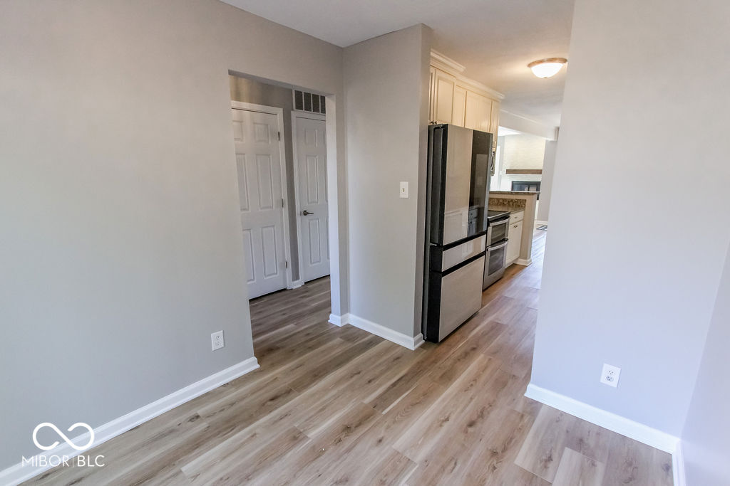 5111 Vantage Point Road Avon, IN 46123 - Photo 11 of 43