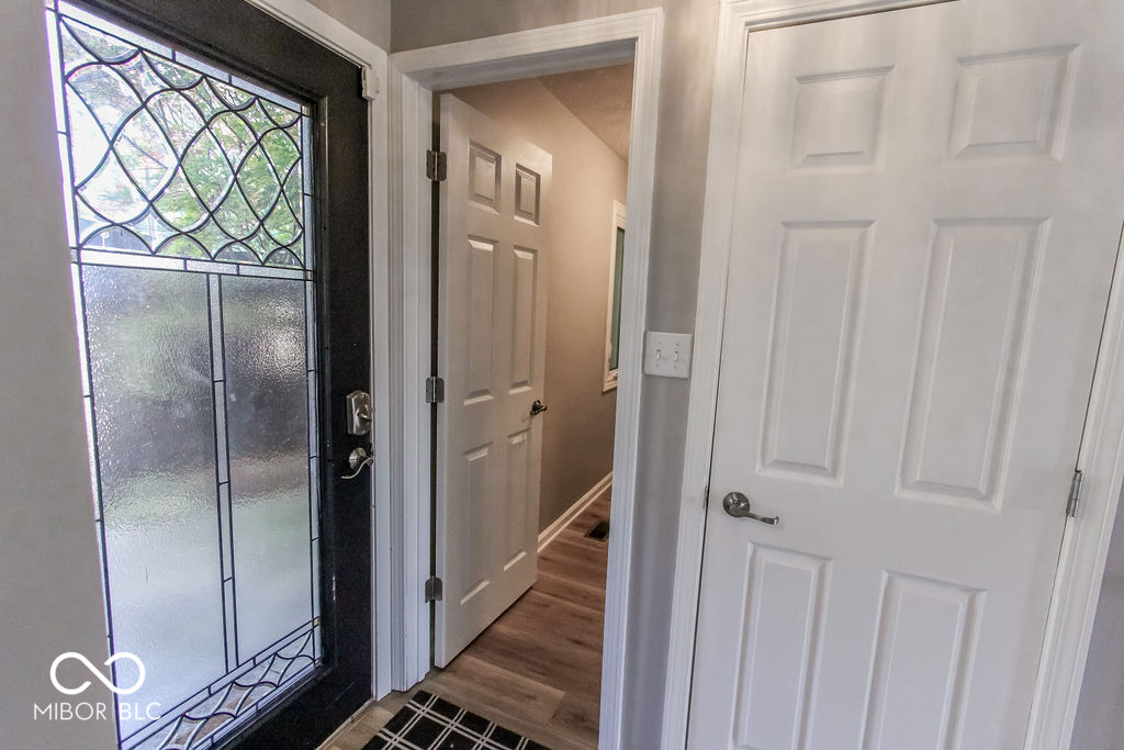 5111 Vantage Point Road Avon, IN 46123 - Photo 7 of 43