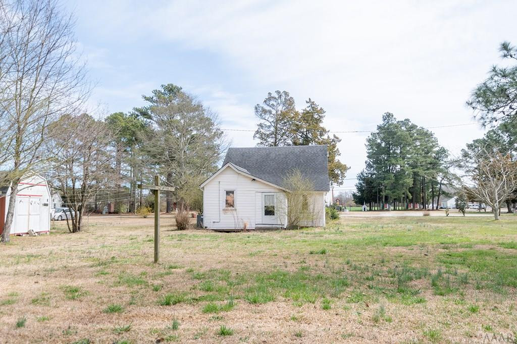 901 County Line Road Tyner, NC 27980 - Photo 5 of 29
