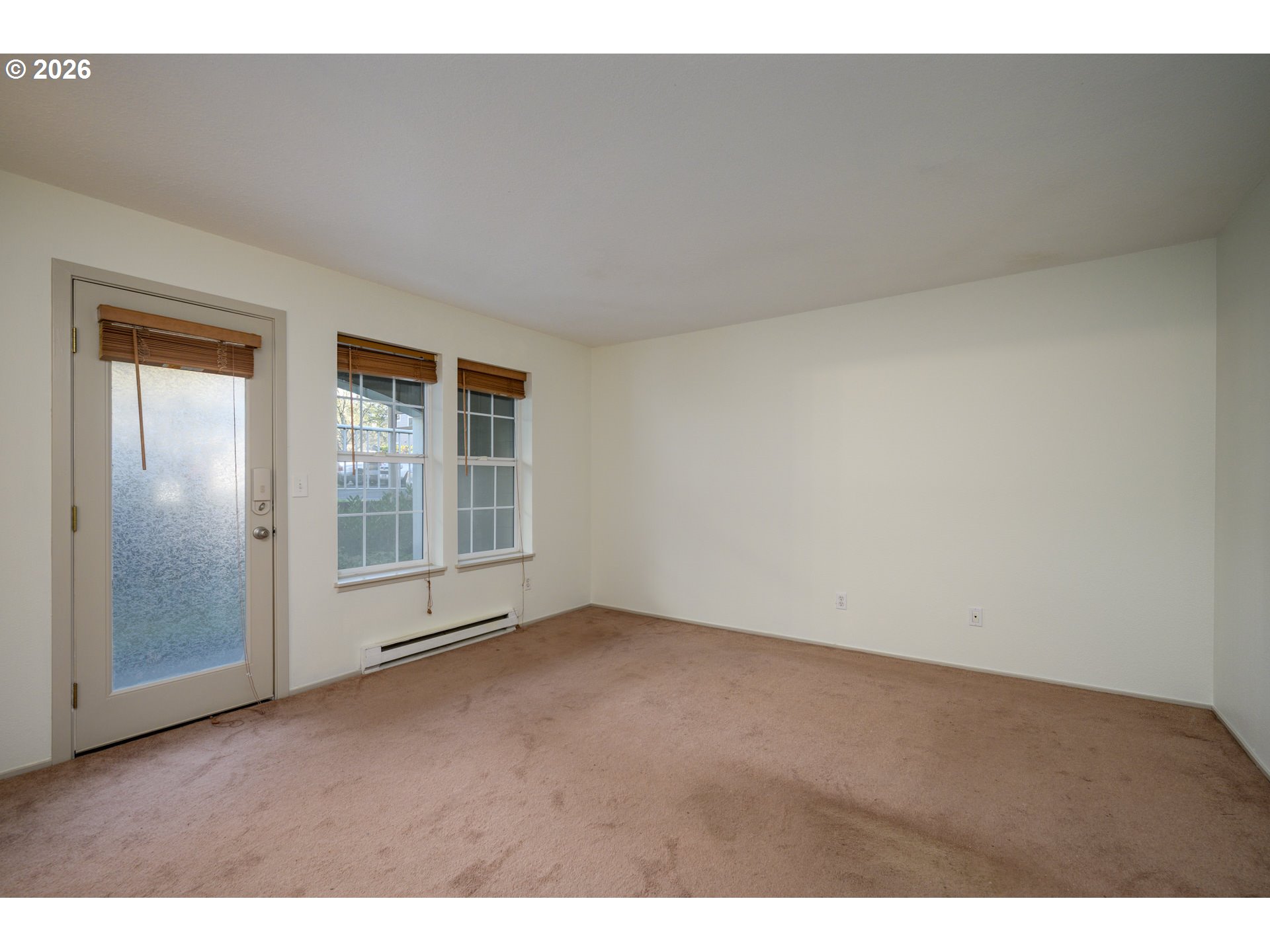 8635 Southwest Curry Drive, Unit B Wilsonville, OR 97070 - Photo 16 of 39 Bedroom, Owner's Suite