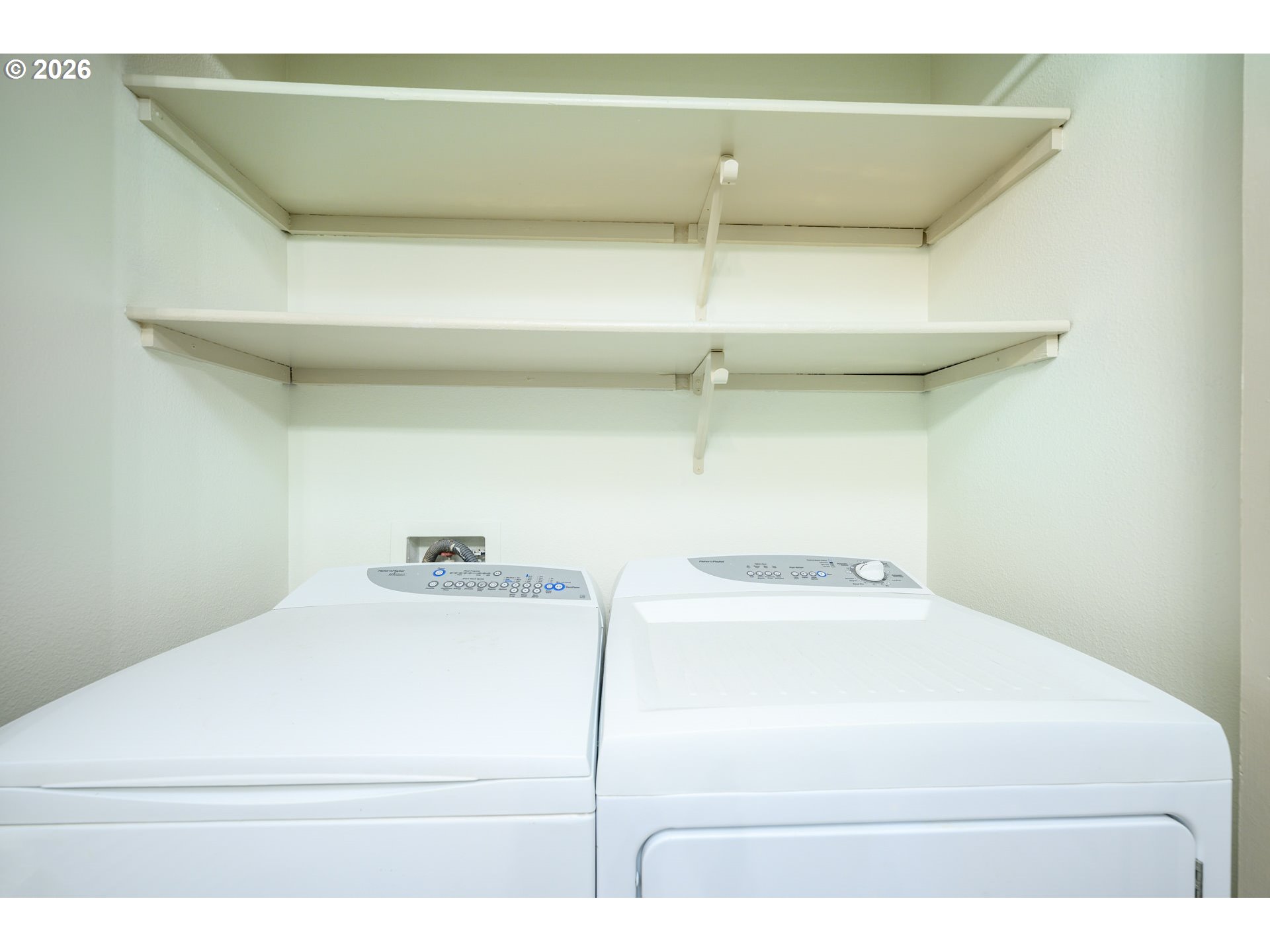 8635 Southwest Curry Drive, Unit B Wilsonville, OR 97070 - Photo 24 of 39 Laundry