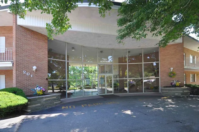 $349,000 | 201 Hoffman Avenue, Unit 19, Cranston, RI 02920