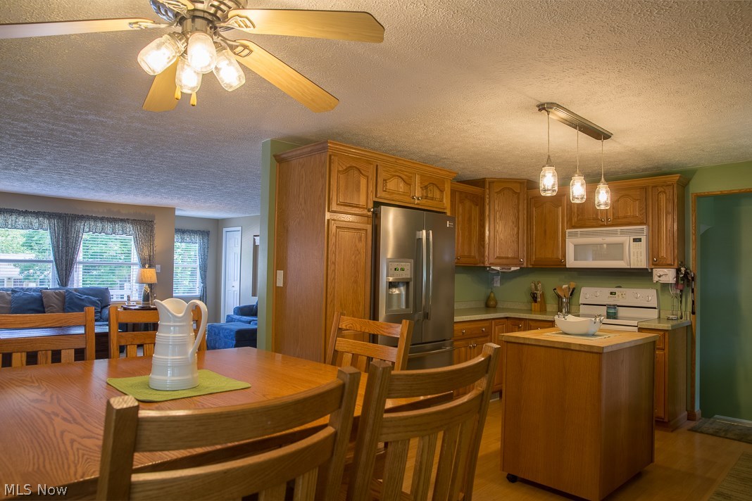 2550 Rockefeller Road Wickliffe, OH 44092 - Photo 7 of 20
