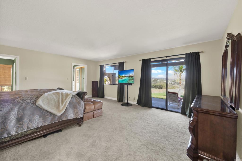 4057 Ladera Vista Road Fallbrook, CA 92028 - Photo 24 of 70 Gallery Image 24
