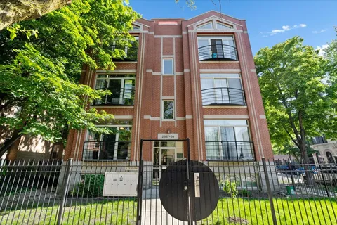 $599,000 | 2657 West Thomas Street, Unit 1E, Chicago, IL 60622
