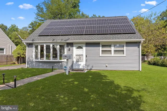 $380,000 | 972 Terrace Boulevard, Ewing, NJ 08618