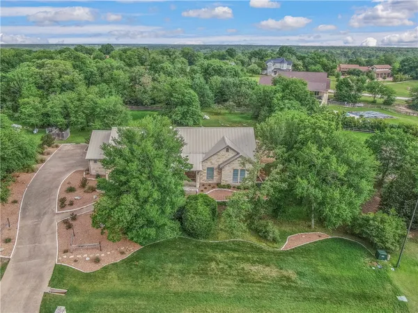 $835,000 | 4819 Williams Creek Drive, College Station, TX 77845