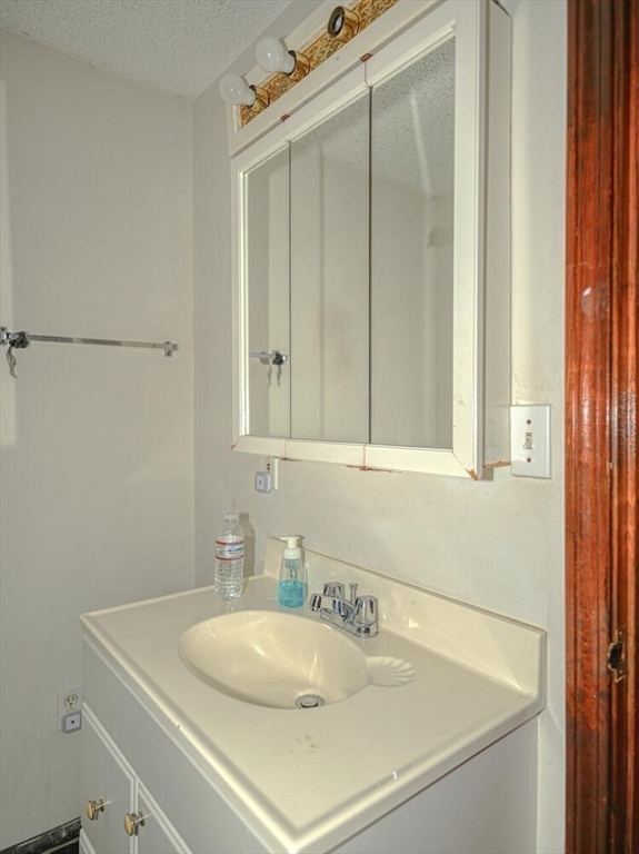 35 Agawam Street Lowell, MA 01852 - Photo 22 of 25