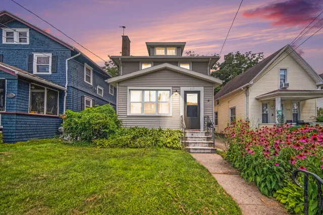 $149,900 | 113 South Webster Street, Jackson, MI 49203