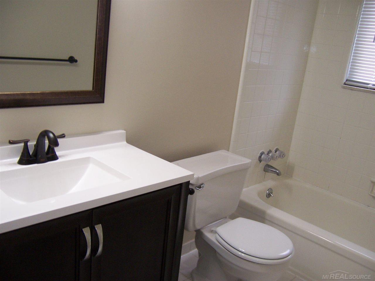 1375 East 14 Mile Road Birmingham, MI 48009 - Photo 11 of 11