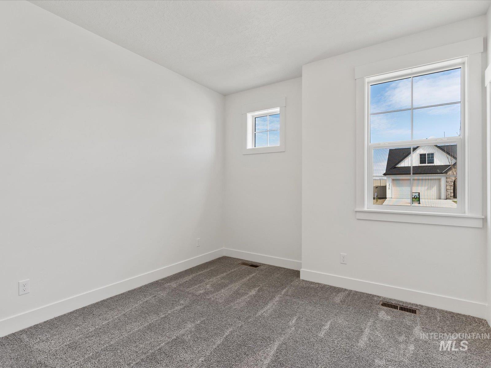 365 South Bumper Way Boise, ID 83716 - Photo 26 of 45