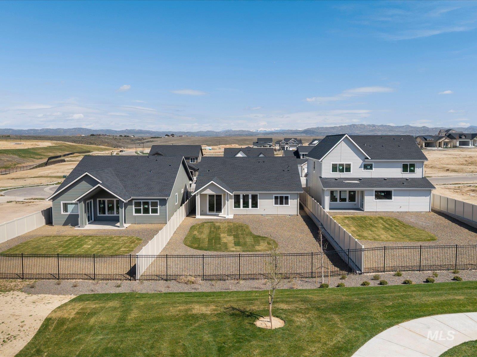 365 South Bumper Way Boise, ID 83716 - Photo 3 of 45