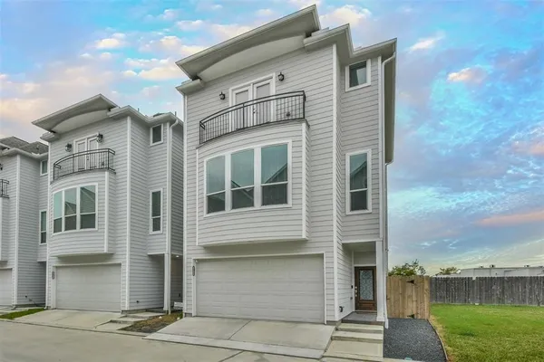 $2,745 | 1815 Napa Creek Lane, Houston, TX 77009