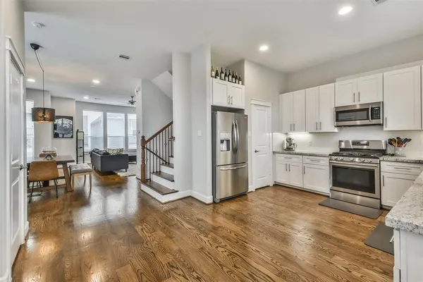 $2,745 | 1815 Napa Creek Lane, Houston, TX 77009