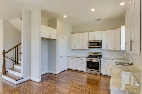 $2,745 | 1815 Napa Creek Lane, Houston, TX 77009