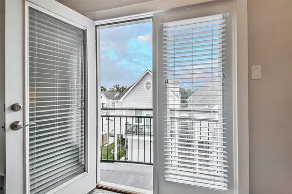 $2,745 | 1815 Napa Creek Lane, Houston, TX 77009