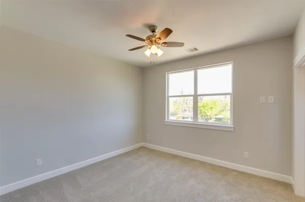 $2,745 | 1815 Napa Creek Lane, Houston, TX 77009