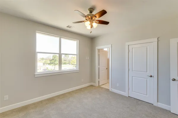 $2,745 | 1815 Napa Creek Lane, Houston, TX 77009