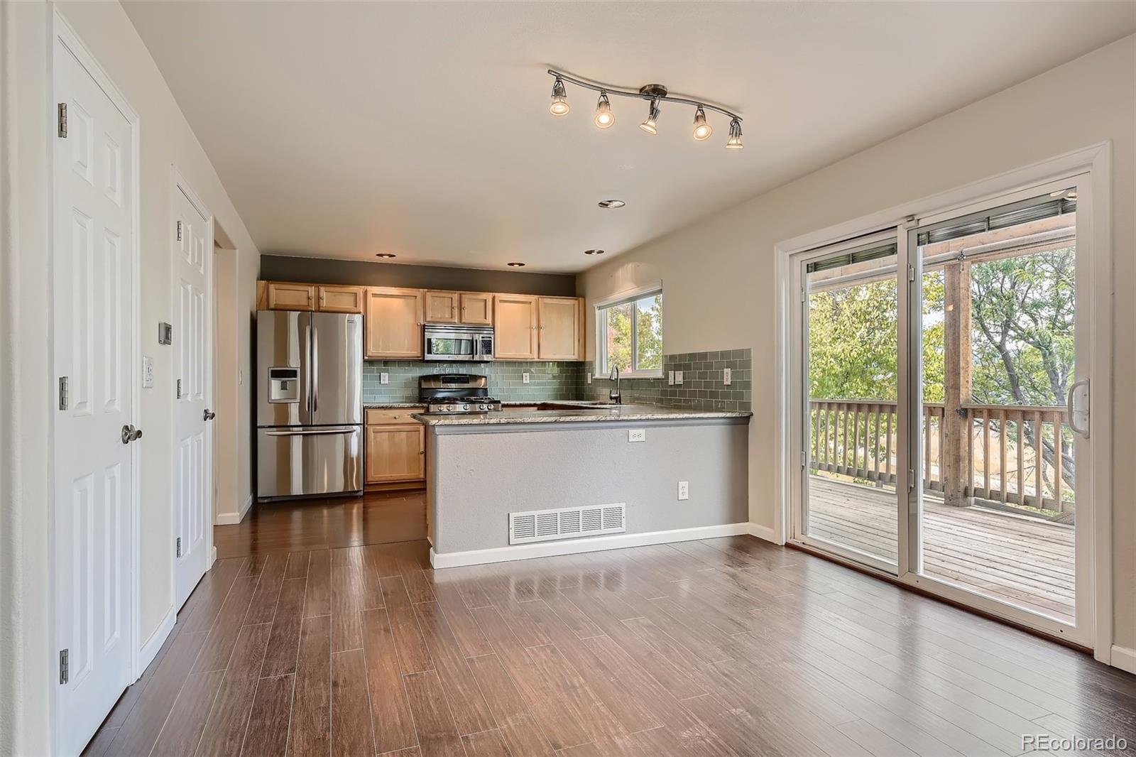 9837 Burberry Way Highlands Ranch, CO 80129 - Photo 9 of 31 Gallery Image 9