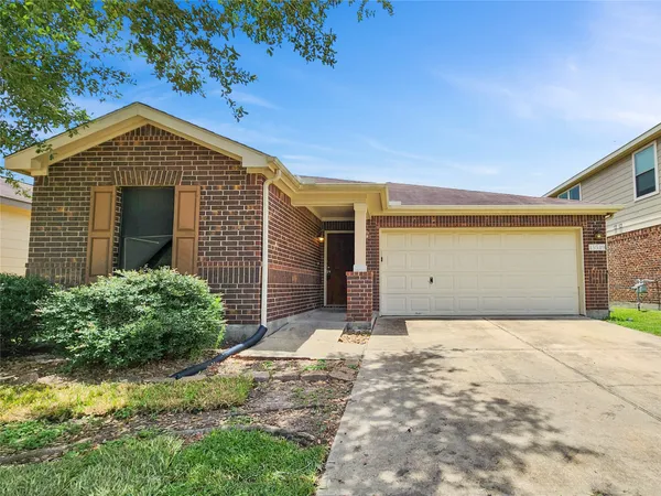 $1,995 | 15519 Echo Stable Lane, Cypress, TX 77429