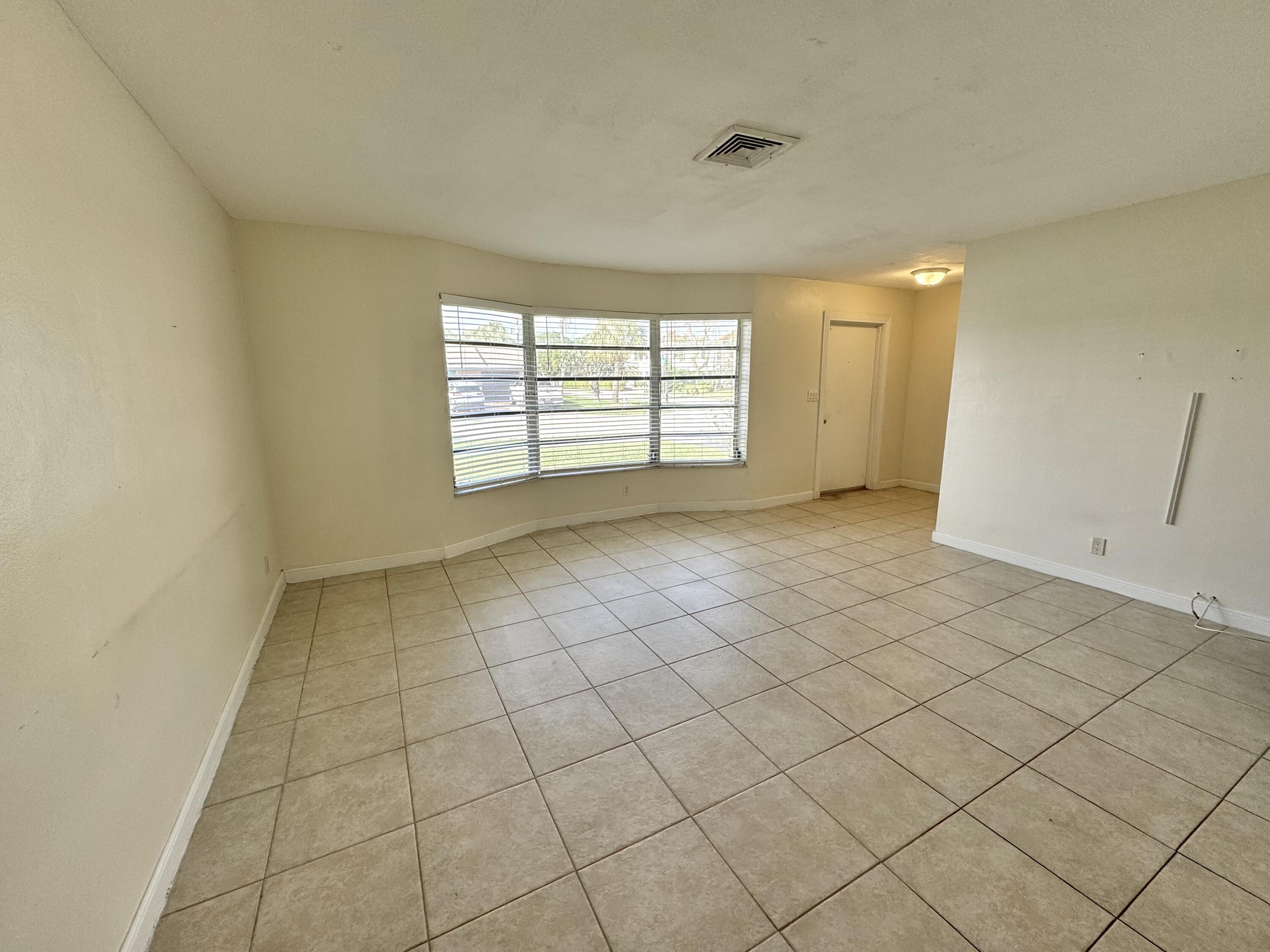 200 Southwest 4th Street Boca Raton, FL 33432 - Photo 5 of 21 IMG_6286